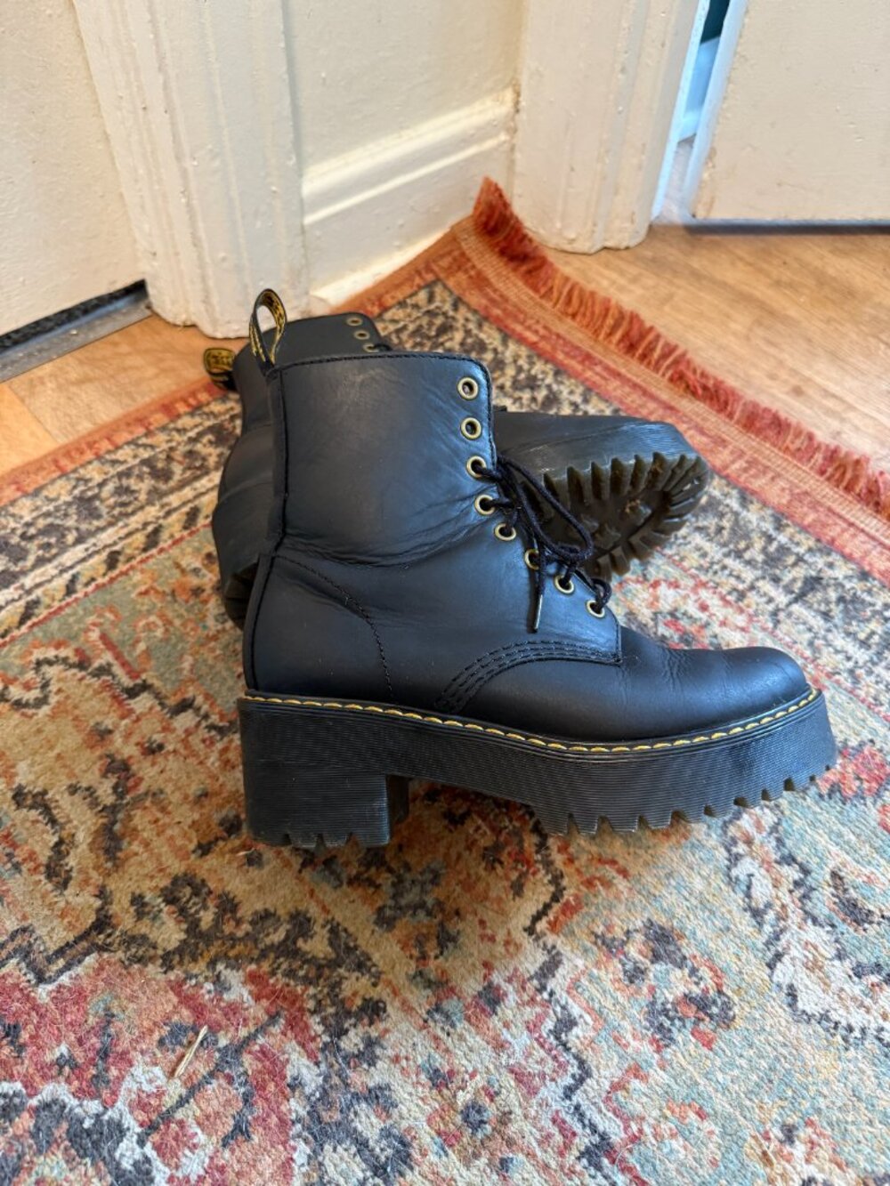 Doc Marten Shriver Hi Boots - Picture 6 of 9